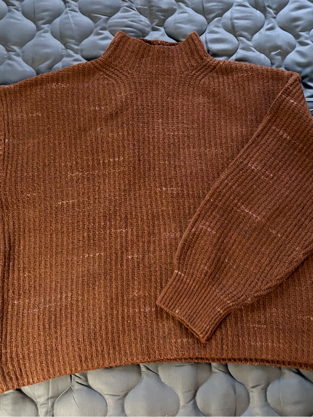 Old Navy Women’s Chunky Rib Turtleneck Sweater - Brown